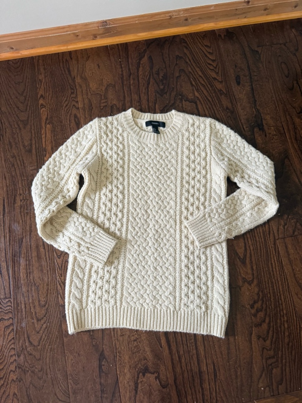 Women’s Cream Cable Knit Sweater
